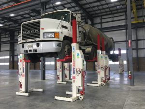 Stertil-Koni heavy duty EarthLift lifting Mack Truck